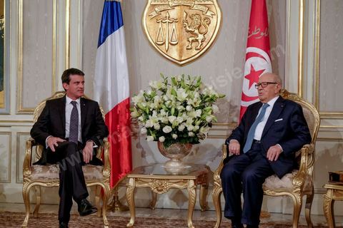 28 novembre 2016 : rencontre entre le Président tunisien Béji Caid Essebsi et le PRemier Ministre français Manuel Valls à la veille de l'ouverture de la Conférence des investisseurs pour la  Tunisie Tunisia2020.