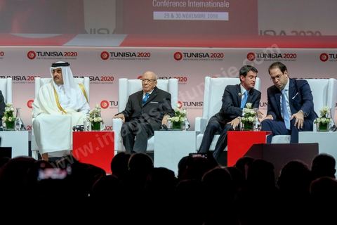 29 novembre 2016 : Cérémonie d'ouverture de la Conférence Tunisia 2020 par président Tunisien Beji Caid Essebsi, avec Emir du Qatar, Premiers Ministres tunisien, français et algérien.