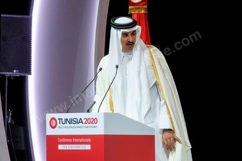 29 novembre 2016 : Emir Tamim ben Hamad Al Thani, Emir du Qatar. Cérémonie d'ouverture de la Conférence Tunisia 2020 par président Tunisien Beji Caid Essebsi, avec Emir du Qatar, Premiers Ministres tunisien, français et algérien.