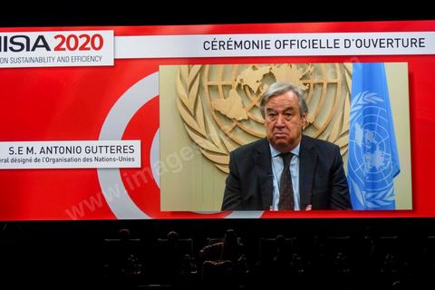 29 novembre 2016 : Cérémonie d'ouverture de la Conférence Tunisia 2020 par président Tunisien Beji Caid Essebsi, avec Emir du Qatar, Premiers Ministres tunisien, français et algérien.