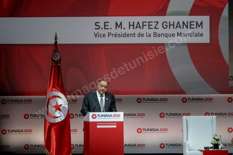 29 novembre 2016 : Hafez Ghanem, vice président de la Banque Mondiale. Cérémonie d'ouverture de la Conférence Tunisia 2020 par président Tunisien Beji Caid Essebsi, avec Emir du Qatar, Premiers Ministres tunisien, français et algérien.