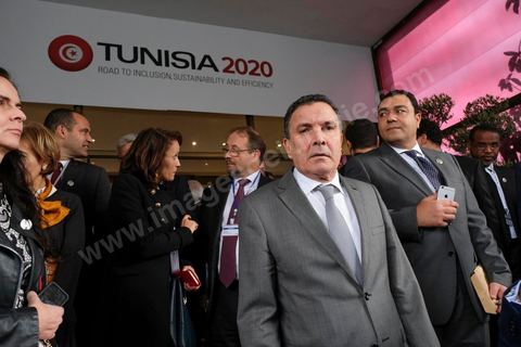 29 novembre 2016 : Cérémonie d'ouverture de la Conférence Tunisia 2020 par président Tunisien Beji Caid Essebsi, avec Emir du Qatar, Premiers Ministres tunisien, français et algérien.