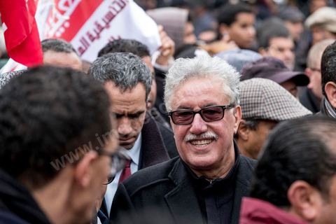 14 janvier 2017 :  Manifestation du Front Populaire avec son leader Hamma Hammami. Les tunisiens fêtent dans une certaine morosité le 6ème anniversaire de la Révolution sur l'avenue Habib Bourguiba à Tunis. Peu de responsables politiques et d'organisations ont célébré samedi en Tunisie le 6e anniversaire de la révolution du 14 janvier 2011, alors qu'un certain désenchantement se manifeste à travers le pays.