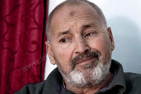 10 novembre 2017 : Bechir Bahrouni, ancien garde National à la retraite, père de Badii, nous reçoit chez lui pour nous parler d ela situation de la ville et des jeunes de Oueslatia. 
