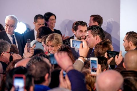 31 janvier 2018 : Brigitte Macron à la rencontre de la communauté française à la Résidence de l'Ambassade de France à la Marsa dans le cadre de la visite d'Etat du Président français en Tunisie.