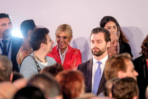 31 janvier 2018 : Brigitte Macron à la rencontre de la communauté française à la Résidence de l'Ambassade de France à la Marsa dans le cadre de la visite d'Etat du Président français en Tunisie.