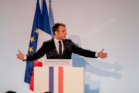 31 janvier 2018 : Emmanuel Macron rencontre la communauté française à la Résidence de l'Ambassade de France à la Marsa dans le cadre de la visite d'Etat du Président français en Tunisie.