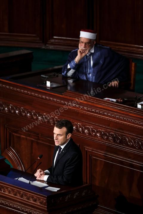 February 1, 2018: Speech by Emmanuel Macron before members of the ARP (Assembly of People’s Representatives) at the Bardo in Tunisia. After emphasizing that Tunisia’s challenges are primarily economic, the French president stated that “painful reforms are necessary for Tunisia to become a truly attractive destination.”From 2016 to 2020, France’s aid for Tunisia’s economic recovery totaled 1.2 billion euros, with an additional 500 million euros allocated for 2020–2022. “If you fail, we fail” was the phrase Macron repeated throughout his 24-hour state visit.