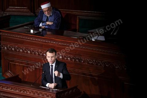 February 1, 2018: Speech by Emmanuel Macron before members of the ARP (Assembly of People’s Representatives) at the Bardo in Tunisia. After emphasizing that Tunisia’s challenges are primarily economic, the French president stated that “painful reforms are necessary for Tunisia to become a truly attractive destination.”From 2016 to 2020, France’s aid for Tunisia’s economic recovery totaled 1.2 billion euros, with an additional 500 million euros allocated for 2020–2022. “If you fail, we fail” was the phrase Macron repeated throughout his 24-hour state visit.