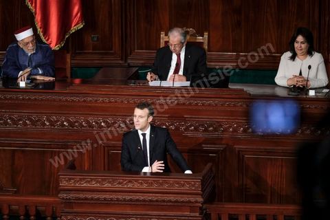 February 1, 2018: Speech by Emmanuel Macron before members of the ARP (Assembly of People’s Representatives) at the Bardo in Tunisia. After emphasizing that Tunisia’s challenges are primarily economic, the French president stated that “painful reforms are necessary for Tunisia to become a truly attractive destination.”From 2016 to 2020, France’s aid for Tunisia’s economic recovery totaled 1.2 billion euros, with an additional 500 million euros allocated for 2020–2022. “If you fail, we fail” was the phrase Macron repeated throughout his 24-hour state visit.