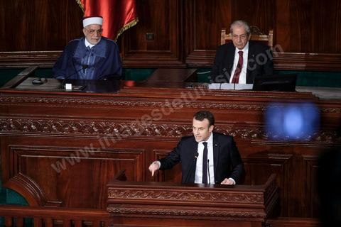 February 1, 2018: Speech by Emmanuel Macron before members of the ARP (Assembly of People’s Representatives) at the Bardo in Tunisia. After emphasizing that Tunisia’s challenges are primarily economic, the French president stated that “painful reforms are necessary for Tunisia to become a truly attractive destination.”From 2016 to 2020, France’s aid for Tunisia’s economic recovery totaled 1.2 billion euros, with an additional 500 million euros allocated for 2020–2022. “If you fail, we fail” was the phrase Macron repeated throughout his 24-hour state visit.