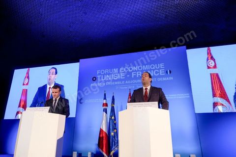 1er février 2018 : cloture du forum économique franco-tunisien par discours du premier ministre tunisien Youssef Chahed et du président français Emmanuel Macron dasn la cadre de sa visite d'état en Tunisie. 