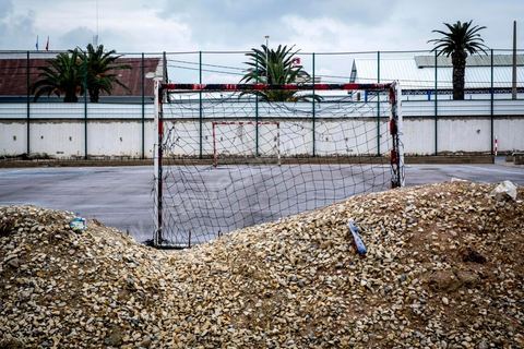 February 18, 2018: Parc A is Club Africain’s historic training center for soccer, handball, and basketball. One of the country’s oldest sports clubs (founded in 1920) is currently facing a dire situation, with its facilities partially in a state of disrepair. They are currently holding a “telethon” among their supporters to raise funds to renovate their facilities.