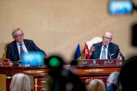 25 octobre 2018 : Signature de contrats et conférence de presse entre Jean-Claude Junker, Président de la Commission Européenne et Béji Caïd Essebsi, Président de la Tunisie au Palais de présidentiel de Carthage, , dans la cadre de la visite de Jean-Claude Junker en Tunisie le 25 et 26 octobre.