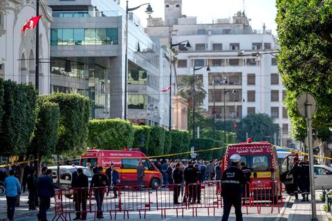 29 octobre 2018 : attentat suicide à l'avenue Habib Bourguiba à Tunis. La femme qui s'est fait exploser vers 13h55 ciblait une patrouille de sécurité, sur l'avenue Habib Bourguiba au centre ville de Tunis à quelques mètres du Ministère de l'Intérieur. L'attentat terroriste est survenu alors que cette patrouille stationnait devant un centre commercial situé sur l'avenue Habib Bourguiba, où se déroulait une manifestation encadrée par les forces de l'ordre, à Tunis. Le bilan définitif est de 20 personnes légèrement blessées dont 15 policiers. La terroriste originaire du Sahel est morte, il s'agissait d'une jeune diplômée sans emploi inconnue des services de police.