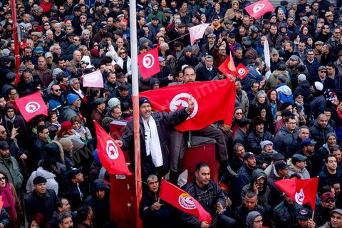 14 janvier 2019 : 8ème anniversaire de la révolution, place Med Ali au siège historique de l'UGTT, Noureddine Taboubi, secrétaire général fait au balcon de son bureau son discours à près d'un millier de syndicalistes. Suivi ensuite de l'interview dans son bureau.