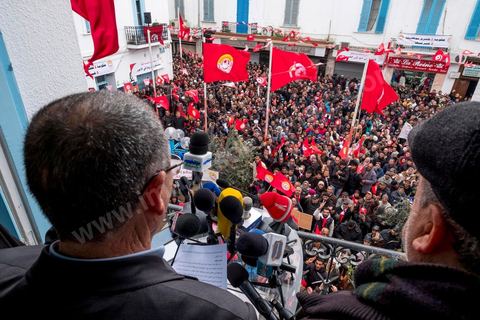 14 janvier 2019 : 8ème anniversaire de la révolution, place Med Ali au siège historique de l'UGTT, Noureddine Taboubi, secrétaire général fait au balcon de son bureau son discours à près d'un millier de syndicalistes. Suivi ensuite de l'interview dans son bureau.