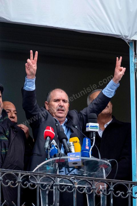 14 janvier 2019 : 8ème anniversaire de la révolution, place Med Ali au siège historique de l'UGTT, Noureddine Taboubi, secrétaire général fait au balcon de son bureau son discours à près d'un millier de syndicalistes. Suivi ensuite de l'interview dans son bureau.