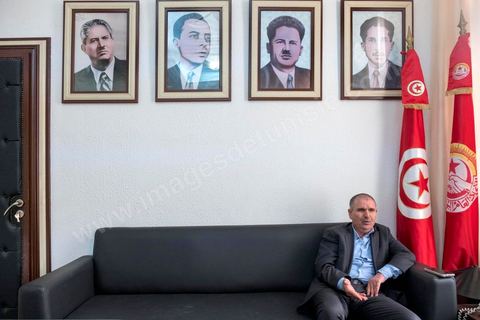 14 janvier 2019 : 8ème anniversaire de la révolution, place Med Ali au siège historique de l'UGTT, Noureddine Taboubi, secrétaire général fait au balcon de son bureau son discours à près d'un millier de syndicalistes. Suivi ensuite de l'interview dans son bureau.