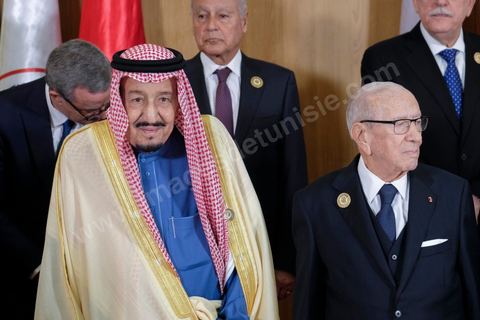 31 mars 2019 : 30ème session du Sommet de la Ligue Arabe à Tunis.Le président de la République Béji Caïd Essebsi a accueilli près de 20 dirigeants arabes présents pour prendre part aux travaux du Sommet. Il s’agit, notamment, du président libanais Michel Aoun, du président yéménite Abdrabbo Mansour Hadi, du président irakien Barham Saleh et l’Emir de l’Etat du Koweït, Cheikh Sabah al-Ahmad al-Jaber al-Sabah.Etaient arrivés, également, à Tunis, le président du Conseil présidentiel du gouvernement libyen d’entente nationale Fayez Sarraj, le président palestinien, Mahmoud Abbas, le président djiboutien, Ismaël Omar Guelleh, le président mauritanien Mohamed Ould Abdel Aziz et le Roi de Jordanie Abdallah II. 