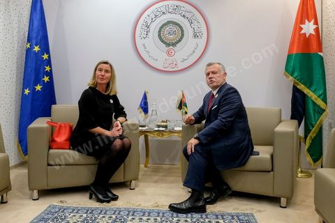 31 mars 2019 : Rencontre bilatérale entre Federica Mogherini et le roi Abdallh II de Jordanie à Tunis dans le cadre du sommet de la Ligue Arabe. 