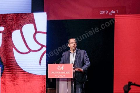 1er mai 2019 : cérémonie de cloture du premier congrès constitutif du nouveau parti Tahya Tounes dans la salle de Radès. Youssef Chahed, leader non déclaré de ce parti, est venu tenir un discours de cloture d'une heure, mais est entré comme chef du gouvernement et ressorti comme chef du gouvernement, ni nouveau adhérent et encore moins candidat à la présidence pour ce nouveau parti issu du goupe parlementaire de la Coalition nationale et soutien incoditionnel à son chef de gouvernement. « Grâce à vous, aujourd’hui le gouvernement n’est plus seul. Je ne me sens plus seul. Le soutien au gouvernement s’est renforcé depuis la constitution du groupe parlementaire de la Coalition. Il a pris encore plus de force avec la création de Tahya Tounes. Quand on me dit aujourd’hui que le parti tire avantage du gouvernement, je réponds que c’est précisément l’inverse. C’est le gouvernement qui bénéficie de l’appui de Tahya Tounes." déclarera Chahed.