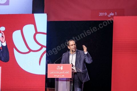 1er mai 2019 : cérémonie de cloture du premier congrès constitutif du nouveau parti Tahya Tounes dans la salle de Radès. Youssef Chahed, leader non déclaré de ce parti, est venu tenir un discours de cloture d'une heure, mais est entré comme chef du gouvernement et ressorti comme chef du gouvernement, ni nouveau adhérent et encore moins candidat à la présidence pour ce nouveau parti issu du goupe parlementaire de la Coalition nationale et soutien incoditionnel à son chef de gouvernement. « Grâce à vous, aujourd’hui le gouvernement n’est plus seul. Je ne me sens plus seul. Le soutien au gouvernement s’est renforcé depuis la constitution du groupe parlementaire de la Coalition. Il a pris encore plus de force avec la création de Tahya Tounes. Quand on me dit aujourd’hui que le parti tire avantage du gouvernement, je réponds que c’est précisément l’inverse. C’est le gouvernement qui bénéficie de l’appui de Tahya Tounes." déclarera Chahed.