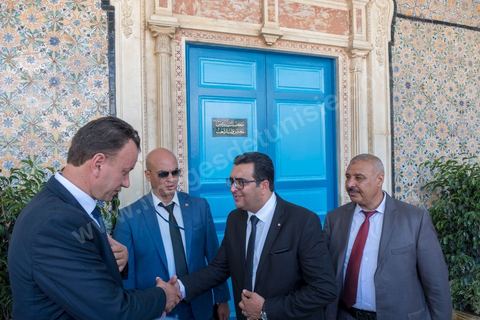 25 juillet 2019 : à 10h du matin est annoncé officiellement la mort du président de la République Béji Caïd Essebsi à l'hopital militaire de Tunis en ce jour de fête de la République. A l'aasemblée des représentant du peuple s'et l'efferversence, le président de l'assemblée est constituellement le successeur par interim du président défunt. Défilé de personnalité politique dasn le bureau du président de l'assemblée Mohamed Ennaceur avant de préter sermet en fin de jjournée comme président de la république pour un interim de trois mois et l'organisation d'élections présidentielles anticipées. 