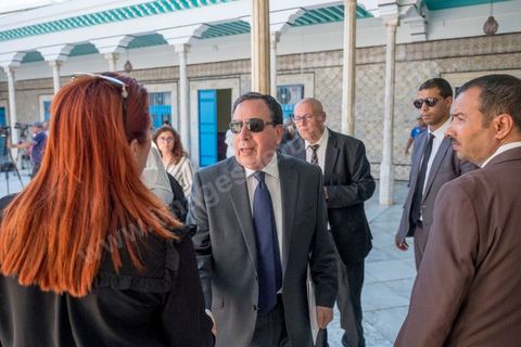 25 juillet 2019 : à 10h du matin est annoncé officiellement la mort du président de la République Béji Caïd Essebsi à l'hopital militaire de Tunis en ce jour de fête de la République. A l'aasemblée des représentant du peuple s'et l'efferversence, le président de l'assemblée est constituellement le successeur par interim du président défunt. Défilé de personnalité politique dasn le bureau du président de l'assemblée Mohamed Ennaceur avant de préter sermet en fin de jjournée comme président de la république pour un interim de trois mois et l'organisation d'élections présidentielles anticipées. 