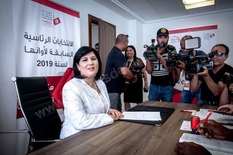 2 aout 2019 Abir Moussi, candidate pour le Parti Destourien Libre, dépose sa candidature pour  les présidentielles anticipées en Tunisie du 15 septembre au Bureau de l'ISIE,  à Tunis
