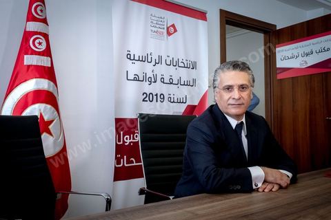 2 aout 2019 Nabil Karoui, le patron de la TV Nessma et fondateur de l’association Khalil Tounes, candidat controversé pour son nouveau parti Au Coeur de la Tunisie (Qalb Tounes), dépose sa candidature pour  les présidentielles anticipées en Tunisie du 15 septembre au Bureau de l'ISIE,  à Tunis