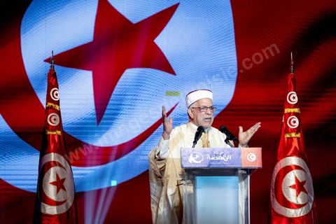 30 août 2019 : Discours de Abdlefattah Mourou, premier candidat d'Ennahda aux présidentielles. Au palais des congrès de Tunis, le parti Ennahdha organise sa grande conférence de présentations des candidats et programmes pour les élections législatives et présidentielles de cette fin d'année 2019. Présentation du programme électoral, présentation des têtes de listes législatives, et, à leur tête le Rached Ghannouchi, qui se présente comme député sur Tunis, et,  pésentation du  premier candidat à la présidentielle pour le parti, Abdlefattah