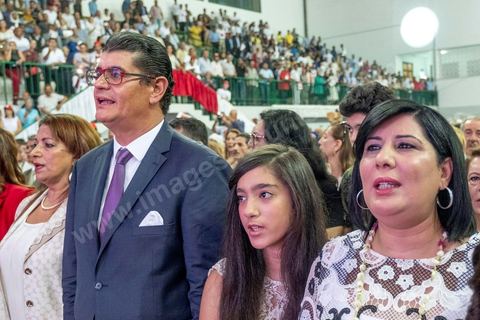 02 septembre 2019 : premier meeting populaire de campagne pour les élections présidentielles de la candidate Abir Moussi dans la salle de sport de la Goulette banlieue de Tunis. Abir Moussi, dans le quartet des sondages, est présidente du parti destourine Libre et candidate aux présidentielles anticipées du 15 septembre, présente les grands axes de son programme devant près de 1500 sympathisants venus de tout le pays. Abir Moussi a réitéré que l’Islam politique n’avait pas de place en Tunisie soulignant qu’Ennahdha était impliqué dans plusieurs « crimes, infractions et menaces de la sûreté nationale ». Dans ce sens, elle a assuré qu’elle ne gouvernera jamais avec le parti islamiste quitte à recourir à l’opposition.