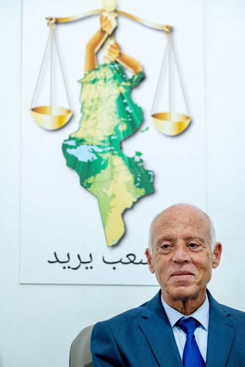 September 18: Profile of Kais Saïed, a presidential candidate who won the first round with 18.4% of the vote; he will face imprisoned candidate Nabil Karoui in the presidential runoff sometime in October. Kais Saïed, a law professor and an unconventional, independent candidate, is a conservative. Since his victory, he has received support not only from the Islamists of Ennahdha but also from losing candidates such as Abbou and Marzouki. Here he is in his campaign office in downtown Tunis. 