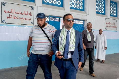 06 octobre 2019 : Jour de vote pour les élections législatives en Tunisie, Seifeddine Makhlouf, avocat, candidat éliminé au 1er tour des présidentielles et porte parole de la coalition Al Karama, mouvement islamiste proche des jeunes de la révolution, se rend pour voter à son bureau du quartier populaire de Bab Jedid à Tunis. Le soir son parti sera la surprise des élections avec la troisième place et près de 20 siéges à l'ARP selon les instituts de sondage.