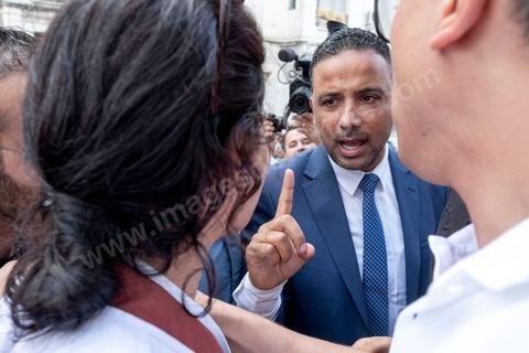 06 octobre 2019 : Jour de vote pour les élections législatives en Tunisie, Seifeddine Makhlouf, avocat, candidat éliminé au 1er tour des présidentielles et porte parole de la coalition Al Karama, mouvement islamiste proche des jeunes de la révolution, se rend pour voter à son bureau du quartier populaire de Bab Jedid à Tunis. Le soir son parti sera la surprise des élections avec la troisième place et près de 20 siéges à l'ARP selon les instituts de sondage.