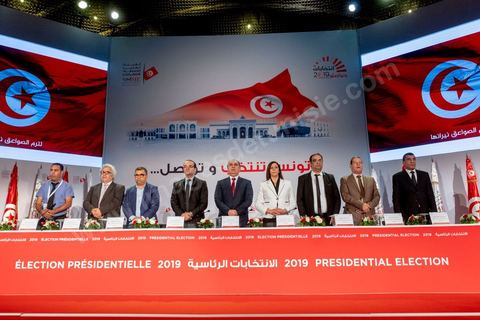 14 octobre 2019 : moins de 24h après la fermeture des bureaux de vote, Nabil Baffoun, président de l’Instance supérieure indépendante pour les élections (ISIE) a annoncé les résultats préliminaires du scrutin présidentiel, ce sont 2 777 931 Tunisiens qui ont voté pour Kaïs Saïed, candidat indépendant, qui l'emporte avec 72,71% des voix contre seulement 1 042 894 voix (27,29%) pour le candidat Nabil Karoui, président du parti Au Cœur de la Tunisie, avec un taux de participation estimé à 56,8% à l’intérieur du pays et 24,4% à l’étranger. Notons qu’en cas d’absence de recours, les résultats officiels définitifs de l’élection présidentielle seront annoncés dans un délai de trois jours.