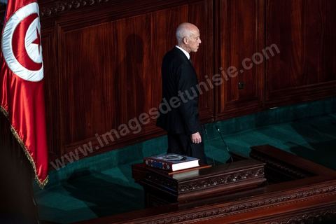 October 23, 2019: Kais Saied, the new president of the republic elected on October 13, arrived at the Assembly of the Representatives of the People to take the oath of office and deliver a speech. Before a packed chamber—including members of parliament, government officials, political figures, and ambassadors— Kais Saied declared that Tunisia had carried out a “true revolution, in a new sense of the word, because revolutions are generally waged against legitimacy, but what happened in Tunisia was a true revolution that utilized the very tools of legitimacy themselves.” In his view, “everyone here bears a responsibility—the responsibility to respond to the people in their demand for freedom and dignity. The wait has been all too long, and no one has the right to disappoint them.”