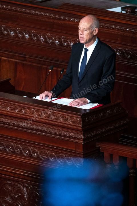 October 23, 2019: Kais Saied, the new president of the republic elected on October 13, arrived at the Assembly of the Representatives of the People to take the oath of office and deliver a speech. Before a packed chamber—including members of parliament, government officials, political figures, and ambassadors— Kais Saied declared that Tunisia had carried out a “true revolution, in a new sense of the word, because revolutions are generally waged against legitimacy, but what happened in Tunisia was a true revolution that utilized the very tools of legitimacy themselves.” In his view, “everyone here bears a responsibility—the responsibility to respond to the people in their demand for freedom and dignity. The wait has been all too long, and no one has the right to disappoint them.”