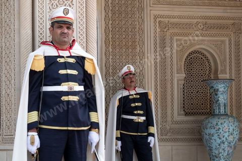 23 octobre 2019 : au palais de Carthage le président de la république par interim, suit eà la mort de Beji Caid Essebsi, Mohammed Ennaceur reçoit le nouveau président élu Kais Saied pour la passation de pouvoirs. Kais Saied ensuite saluera le drapeau et les forces de sécurité au rythme de l'hymne national dans la cour du palais pour ensuite entrer au palis et prendre ses fonctions de Président de la République. 
