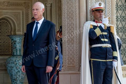 23 octobre 2019 : au palais de Carthage le président de la république par interim, suit eà la mort de Beji Caid Essebsi, Mohammed Ennaceur reçoit le nouveau président élu Kais Saied pour la passation de pouvoirs. Kais Saied ensuite saluera le drapeau et les forces de sécurité au rythme de l'hymne national dans la cour du palais pour ensuite entrer au palis et prendre ses fonctions de Président de la République. 