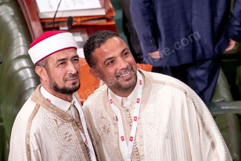 13 novembre 2019 : l'iman Ridha Jaouadi, député de Sfax, avec Seifeddine Makhlouf président de la coalition Al-Karama. L’Assemblée des Représentants du Peuple a tenu ce mercredi sa première séance plénière de la nouvelle législature suite aux élections du 6 octobre sous la présidence du doyen des députés Rached Ghannouchi, président du parti Ennahdha et candidat à la présidence de l'ARP. Après des premiers échanges houleux, notamment de la députée Abir Moussi, les députés ont élu avec 123 voix sur 217 Rached Ghannouchi nouveau Président de l'ARP grâce au soutien de dernière minute du parti de Nabil Karoui, Qalb Tounes, malgré une campagne anti Ennahdha. Samira Chaouchi, députée du parti Qalb Tounes est ensuite élue vice présidente de l'ARP.