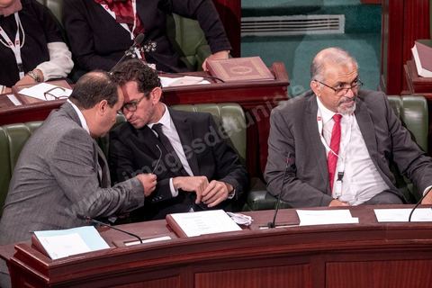 13 novembre 2019 : journée de négociations entre Oussama Khlifi deputé de Qalb Tounes et Ameur Laryedh du parti Ennahdha. L’Assemblée des Représentants du Peuple a tenu ce mercredi sa première séance plénière de la nouvelle législature suite aux élections du 6 octobre sous la présidence du doyen des députés Rached Ghannouchi, président du parti Ennahdha et candidat à la présidence de l'ARP. Après des premiers échanges houleux, notamment de la députée Abir Moussi, les députés ont élu avec 123 voix sur 217 Rached Ghannouchi nouveau Président de l'ARP grâce au soutien de dernière minute du parti de Nabil Karoui, Qalb Tounes, malgré une campagne anti Ennahdha. Samira Chaouchi, députée du parti Qalb Tounes est ensuite élue vice présidente de l'ARP.