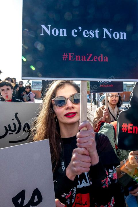 13 novembre 2019 : La Coalition "Ena Zeda" contre le harcèlement et les violences sexuels a organisé une manifestation devant l'assemblée à l’occasion de la séance plénière d’ouverture de la 2ème législature 2019-2024.Organisée sous le slogan « Ena Zeda : le harceleur ne légifère pas »,  la manifestation vise la dénonciation de la présence d’un député à l’ARP (Assemblée des Représenatnts du Peuple), accusé de harcèlement sexuel. Il s’agit en l’occurrence de Zouheir Makhlouf qui jouit ainsi de l’immunité parlementaire après avoir prêté serment ce jour à l’ARP. Nawrez Ellafi, représentante de la coalition décalre que cette affaire a permis à plusieurs victimes tunisiennes de briser le silence et de dénoncer les harceleurs à travers la campagne « Ena Zeda » sur les réseaux sociaux.