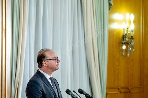 January 24, 2020: First press conference by Elyes Fakhfakh, who was directly appointed by President Kais Saied as Head of Government to form the new government and seek a vote of confidence from the Assembly. He outlined the guiding principles for forming his government, which he envisions as political, lean, and cohesive. “It will be a harmonious and lean government, with no more than 25 ministers, to ensure maximum efficiency. It will include young and female talent and will be announced as soon as possible.”