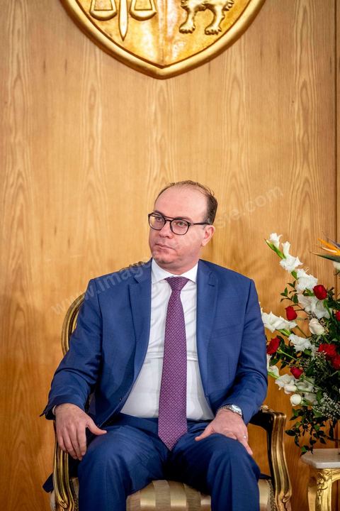 28 février 2020 : passation de pouvoir entre les deux chefs de gouvernement, Youssef Chahed, sortant, et Elyes Fakhfakh, fraichement investi par le parlement. La cérémonie que c'est déroulé en présence des memebres des deux gouvernements commença par un discours de Youssef Chahed puis de Elyes Fakhfakh. 