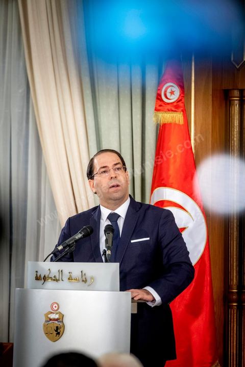 28 février 2020 : Dscours de Youssef Chahed à la passation de pouvoir entre les deux chefs de gouvernement, Youssef Chahed, sortant, et Elyes Fakhfakh, fraichement investi par le parlement. La cérémonie que c'est déroulé en présence des memebres des deux gouvernements commença par un discours de Youssef Chahed puis de Elyes Fakhfakh. 