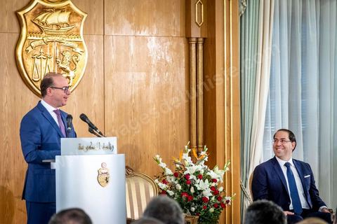 28 février 2020 : Dsiocurs de Elyes Fakhfakh à la passation de pouvoir entre les deux chefs de gouvernement, Youssef Chahed, sortant, et Elyes Fakhfakh, fraichement investi par le parlement. La cérémonie que c'est déroulé en présence des memebres des deux gouvernements commença par un discours de Youssef Chahed puis de Elyes Fakhfakh. 