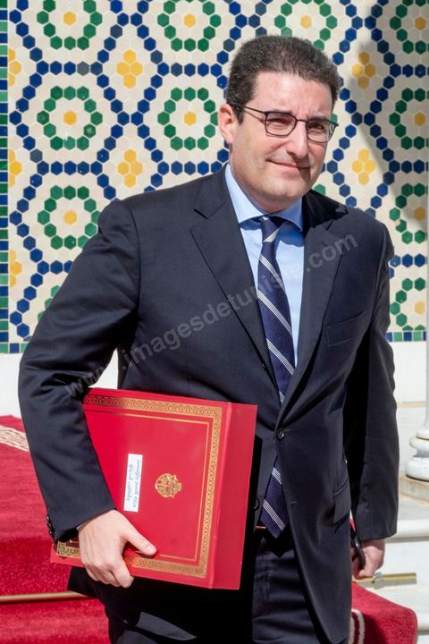 28 février 2020 : le nouveau Ministre de l’Investissement et de la Coopération internationale : Selim Azzabi à la passation de pouvoir entre les deux chefs de gouvernement, Youssef Chahed, sortant, et Elyes Fakhfakh, fraichement investi par le parlement. La cérémonie que c'est déroulé en présence des memebres des deux gouvernements commença par un discours de Youssef Chahed puis de Elyes Fakhfakh. 