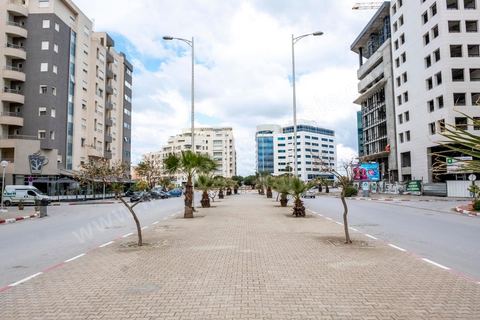 27 mars 2020 : les quartiers du Lac 1 et 2, quartier d'affaires de Tunis sous le confinement du Covid19. Ces deux quartiers ont été déclarés aussi zone de pic du virus. 